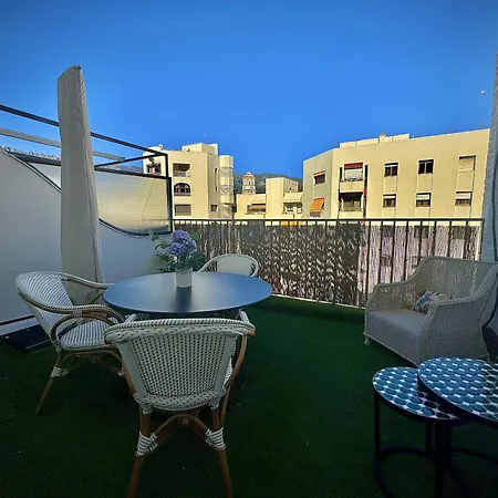 Central 10 W Terrace By Homing * Marbella