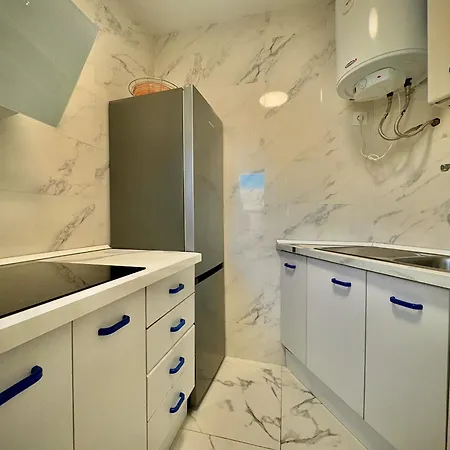 Apartment Central 10 W Terrace By Homing Marbella
