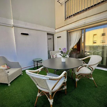 Apartment Central 10 W Terrace By Homing